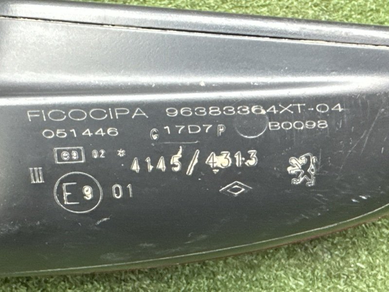Зеркало заднего вида Peugeot 307