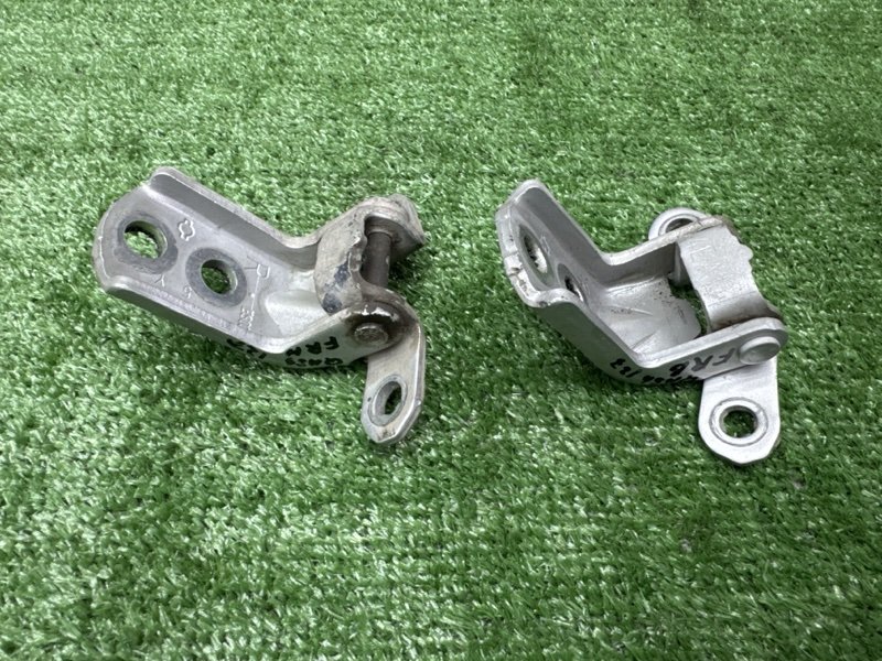Петли двери Nissan QASHQAI 2016 J11