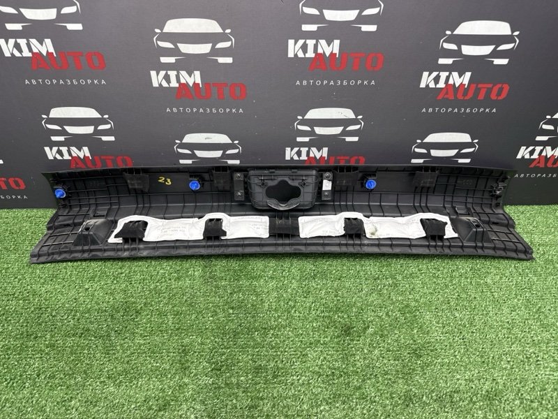 Накладка замка багажника Kia Ceed 3 2021 SW