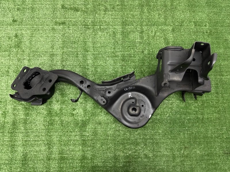Рычаг подвески Nissan QASHQAI 2016 J11