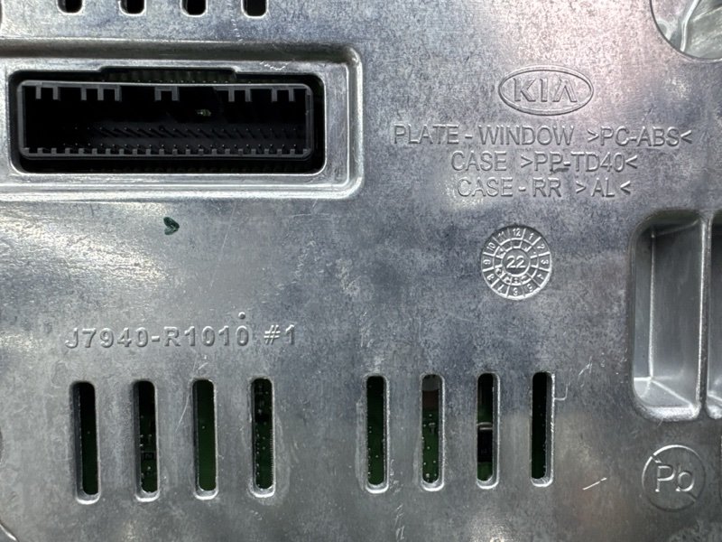 Панель приборов (щиток) Kia Ceed 3 2021 SW