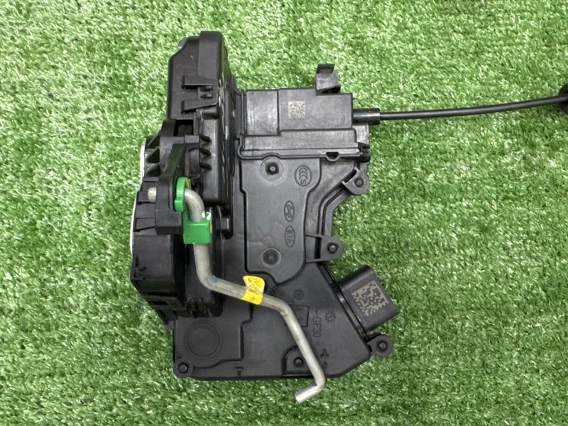 Замок двери Kia Ceed 3 2021 SW