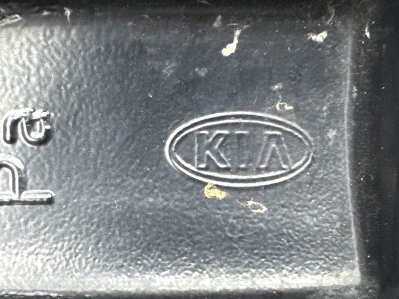 Поводки дворников Kia Ceed 3 2021 SW