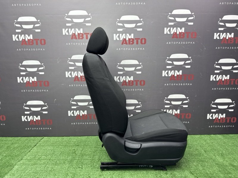 Сиденья передние комплект Hyundai Solaris 2 2017 HCR