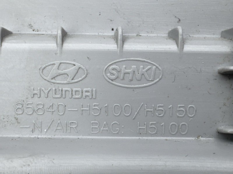 Накладка центральной стойки верхняя Hyundai Solaris 2 2017 HCR