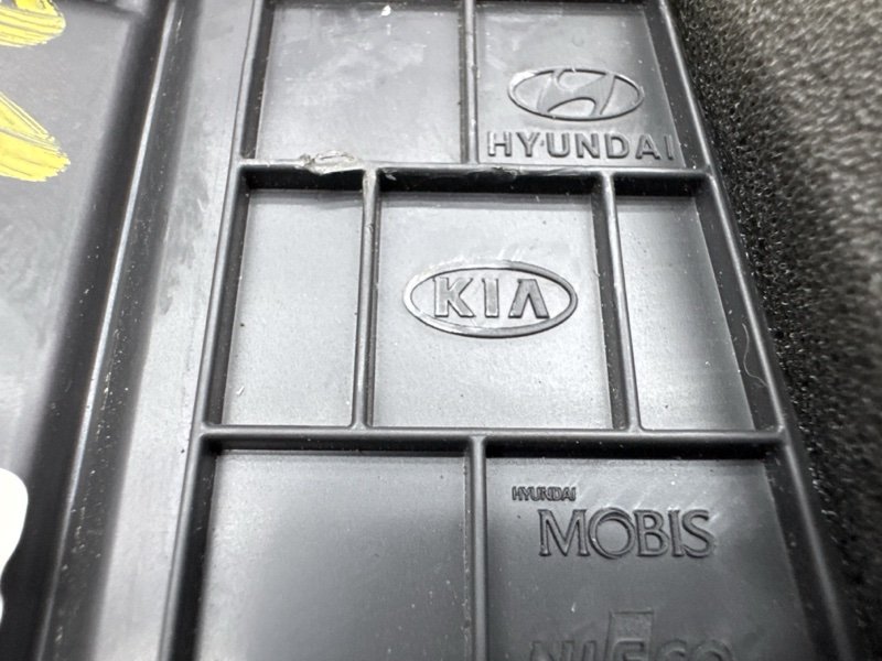 Рамка магнитолы с дефлекторами Kia Ceed 3 2021 SW