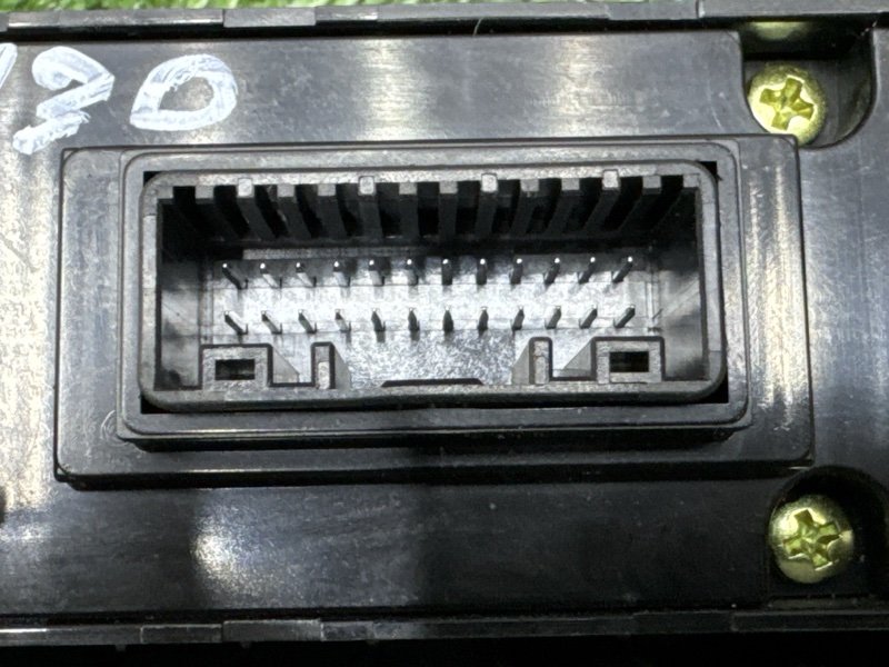 Блок кнопок Kia Ceed 3 2021 SW