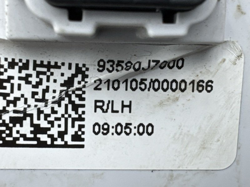 Кнопка стеклоподъемника Kia Ceed 3 2021 SW