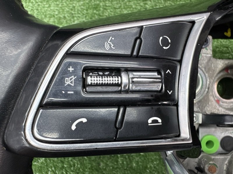 Рулевое колесо Kia Ceed 3 2021 SW
