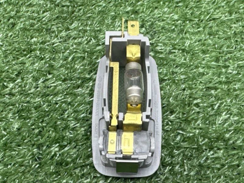Плафон подсветки зеркала Kia Ceed 3 2021 SW