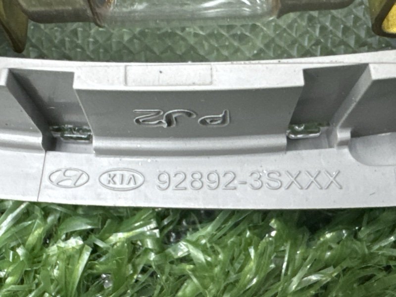 Плафон подсветки солнцезащитных козырьков Kia Ceed 3 2021 SW