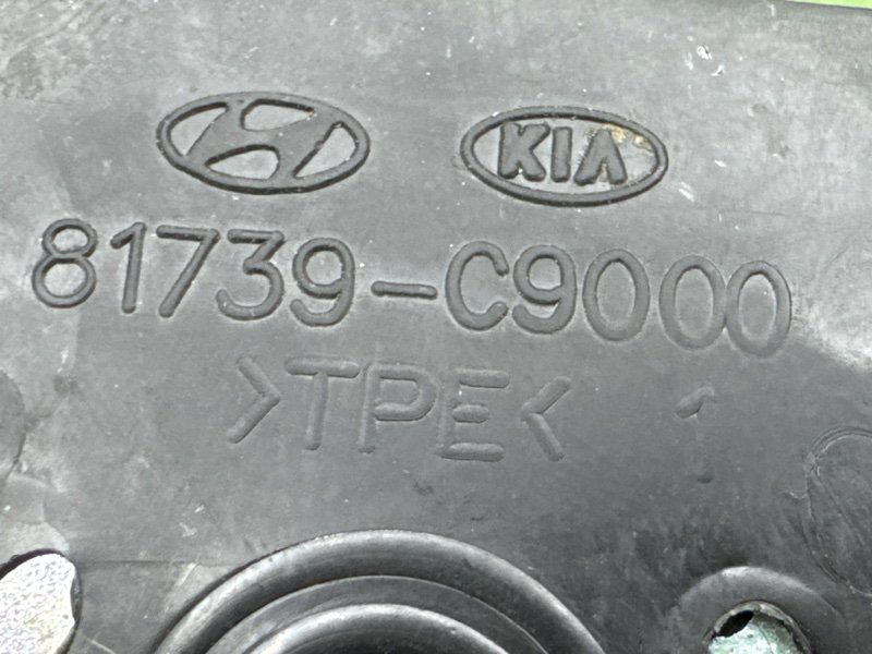 Отбойник крышки багажника Kia Ceed 3 2021 SW