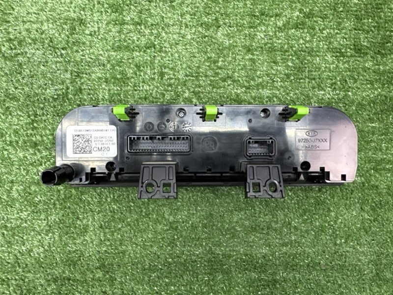 Блок управления климат-контролем Kia Ceed 3 2021 SW