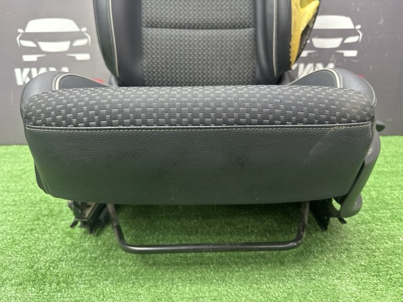 Сиденье переднее Kia Ceed 3 2021 SW