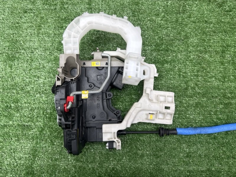 Замок двери Kia Ceed 3 2021 SW