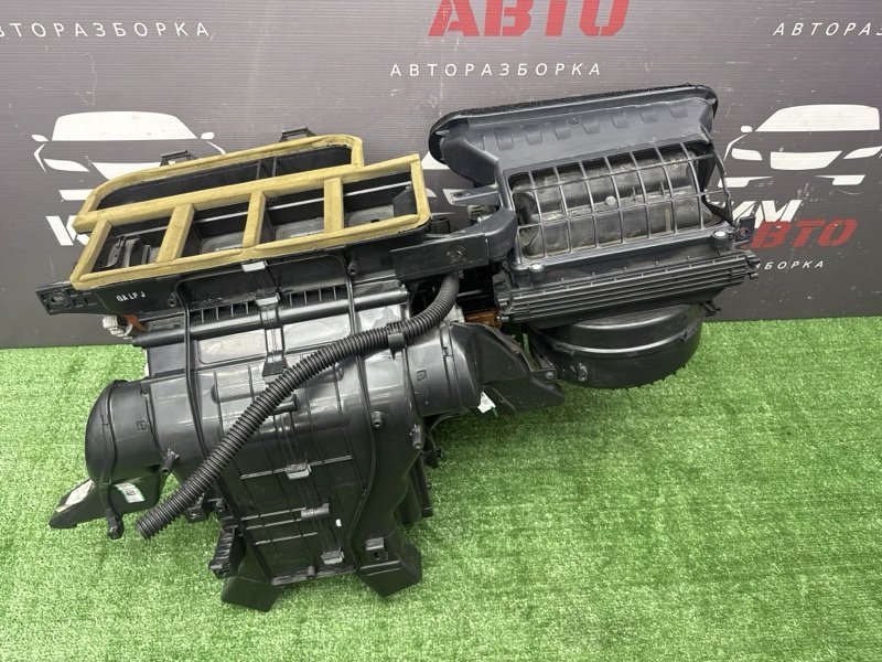 Отопитель в сборе Kia Ceed 3 2021 SW