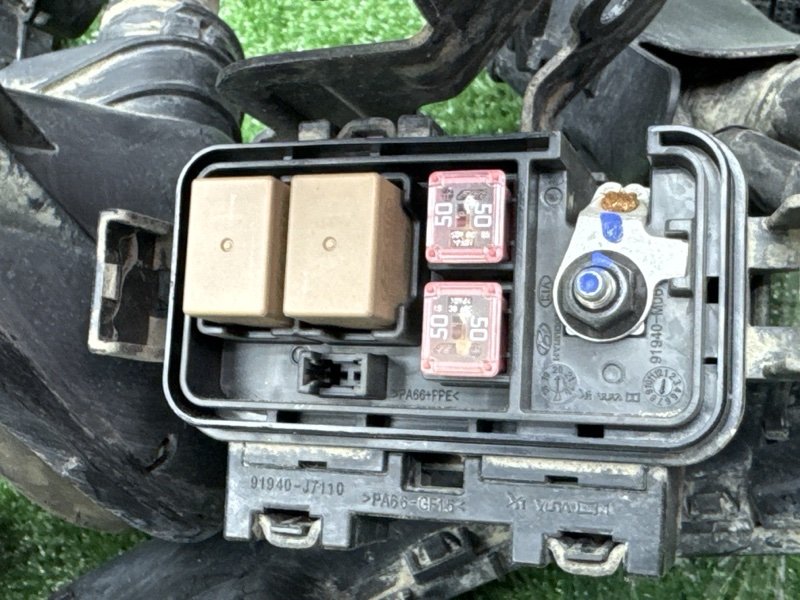 Проводка моторного отсека с повреждениями Kia Ceed 3 2021 SW