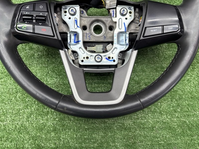 Руль кожаный с кнопками Hyundai Creta 2019 GS