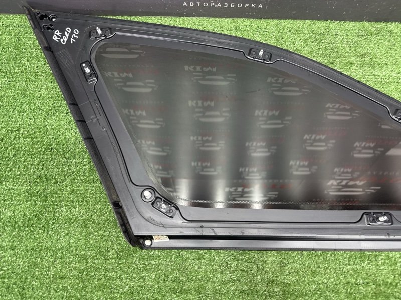 Стекло кузовное Kia Ceed 3 2021 SW