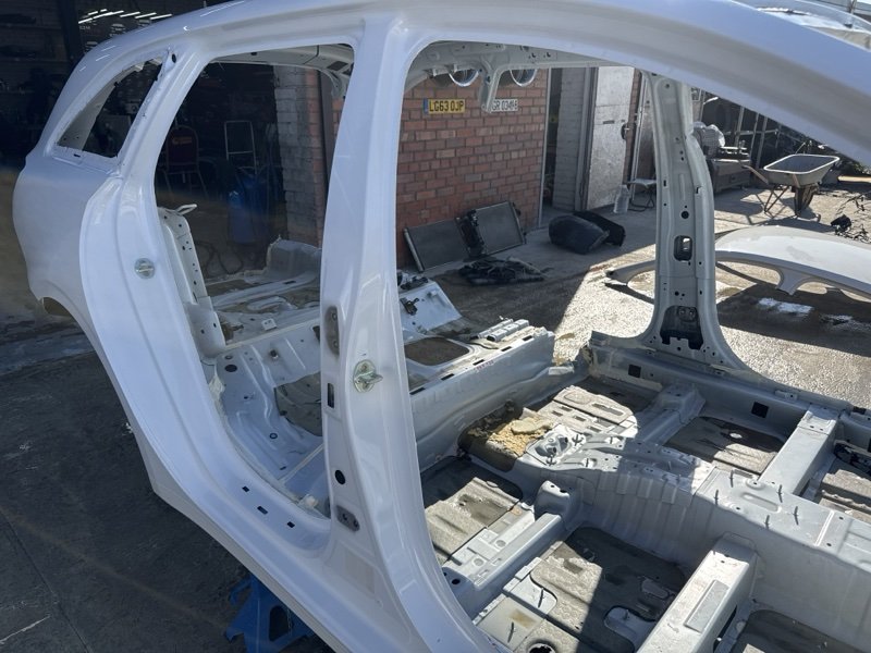 Порог со стойкой Kia Ceed 3 2021 SW