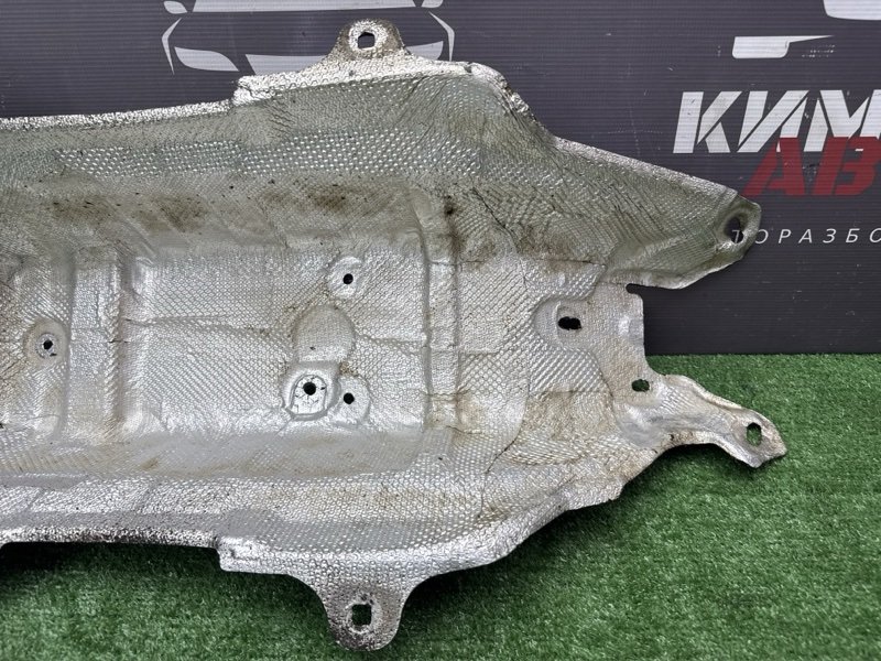 Экран тепловой глушителя Kia Ceed 3 2021 SW