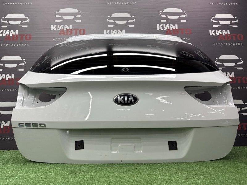 Крышка багажника Kia Ceed 3 2021 SW