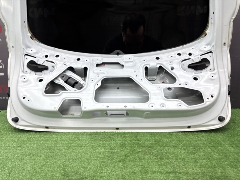 Крышка багажника Kia Ceed 3 2021 SW