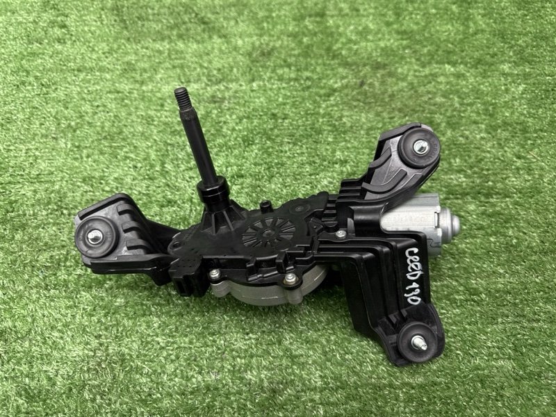 Мотор стеклоочистителя заднего стекла Kia Ceed 3 2021 SW