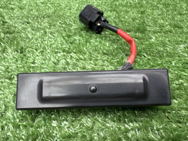 Кнопка открывания багажника Kia Ceed 3 2021 SW