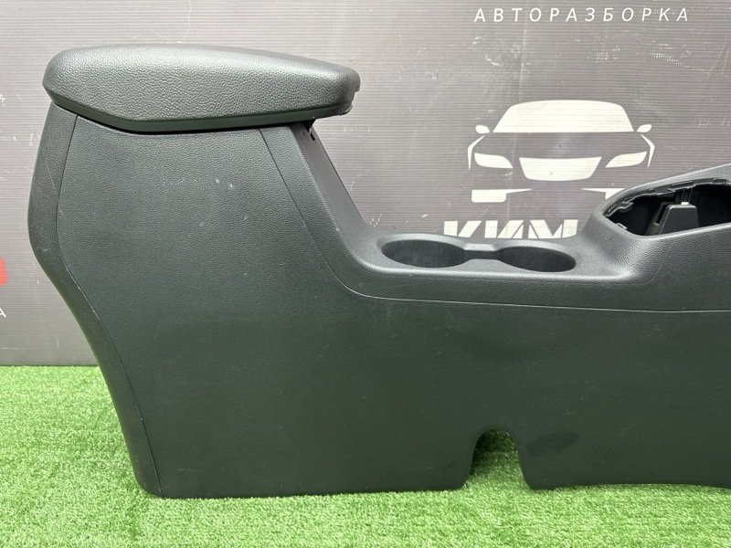 Центральная Консоль с подлокотником Hyundai Creta 2019 GS
