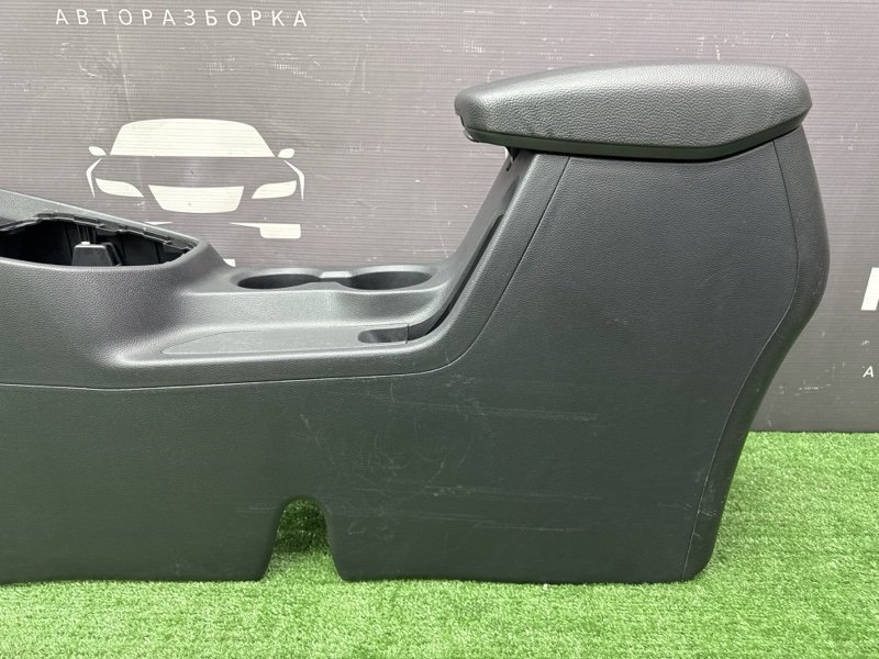 Центральная Консоль с подлокотником Hyundai Creta 2019 GS