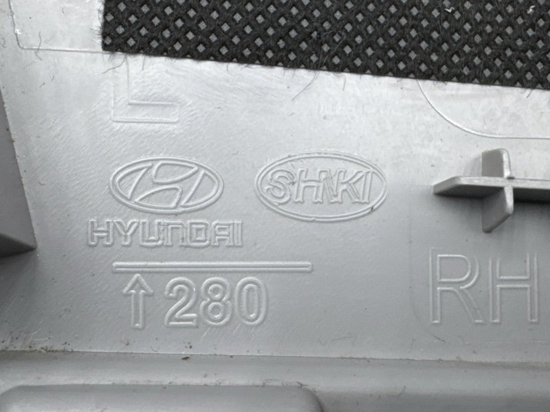 Накладка центральной стойки верхняя Hyundai Creta 2019 GS