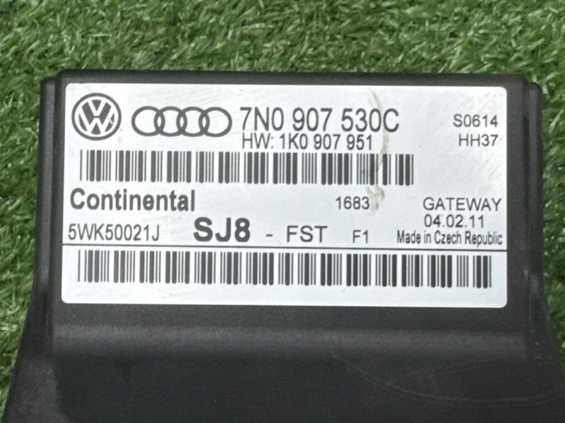 Блок gateway Skoda Yeti 2011