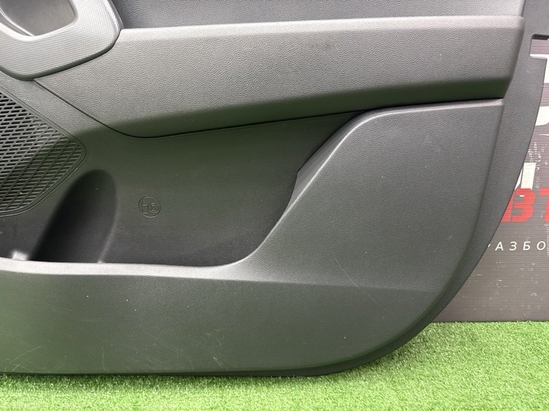 Обшивка двери Hyundai Creta 2019 GS