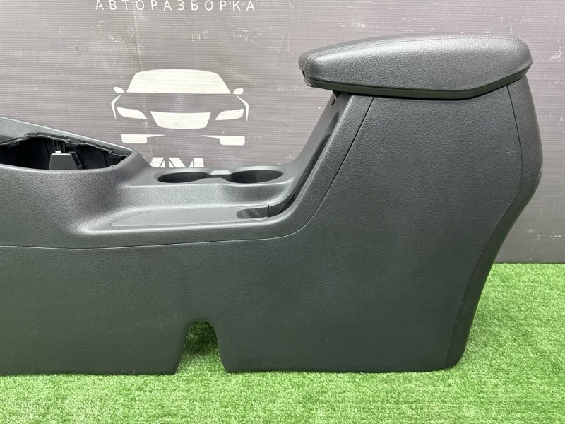 Центральная Консоль с подлокотником Hyundai Creta 2021 GS