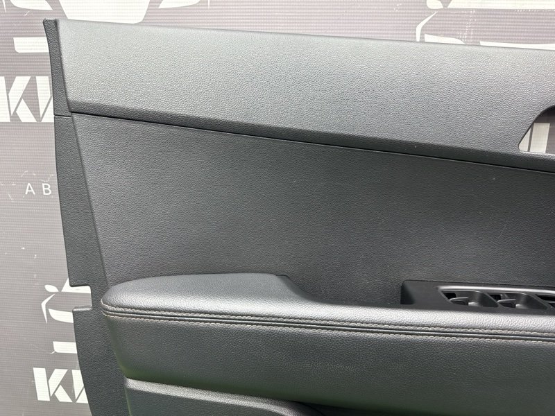 Обшивка двери Hyundai Creta 2021 GS