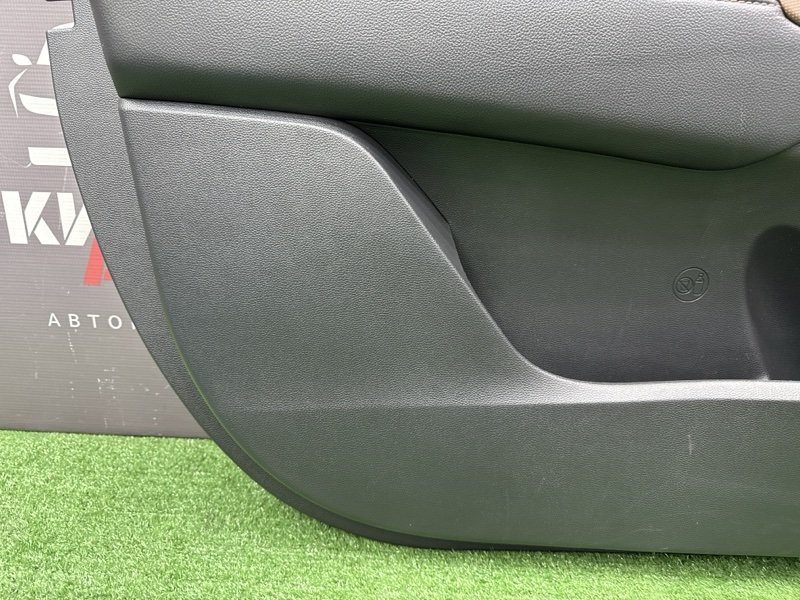 Обшивка двери Hyundai Creta 2021 GS