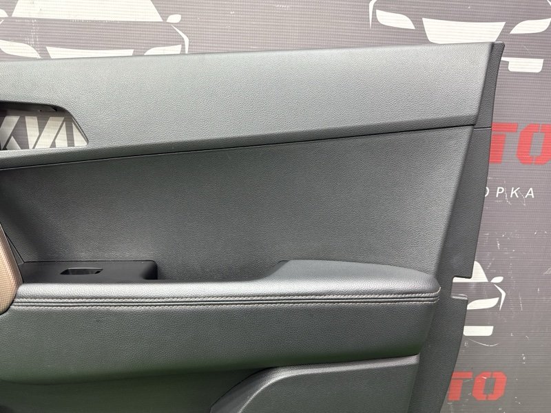 Обшивка двери Hyundai Creta 2021 GS