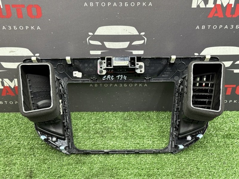 Рамка магнитолы с дефлекторами Hyundai Creta 2021 GS