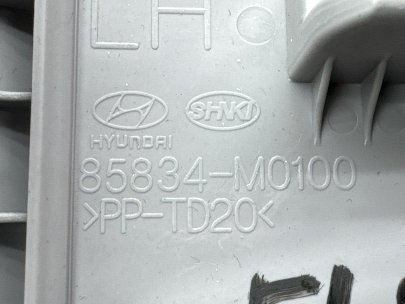 Накладка центральной стойки верхняя Hyundai Creta 2021 GS