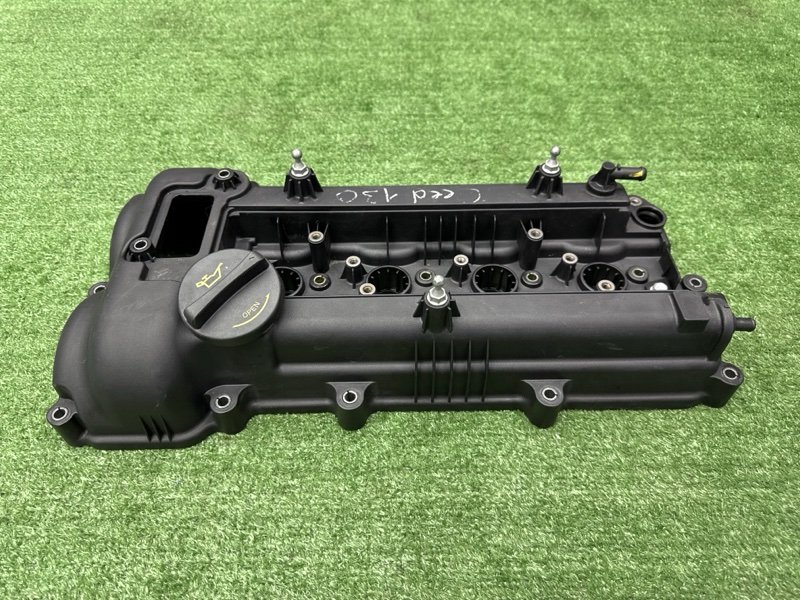 Клапанная крышка Kia Ceed 3 2021 SW