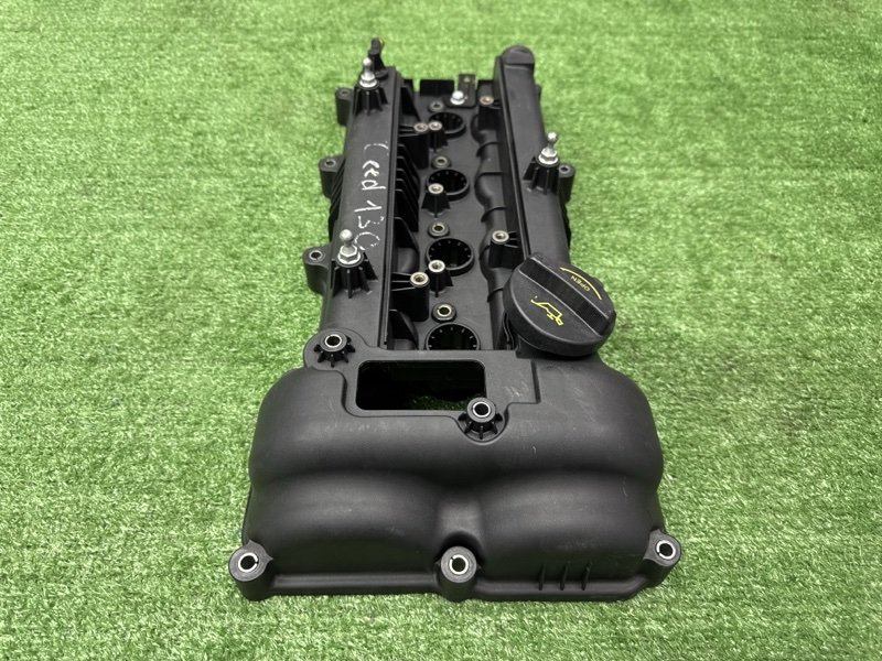 Клапанная крышка Kia Ceed 3 2021 SW