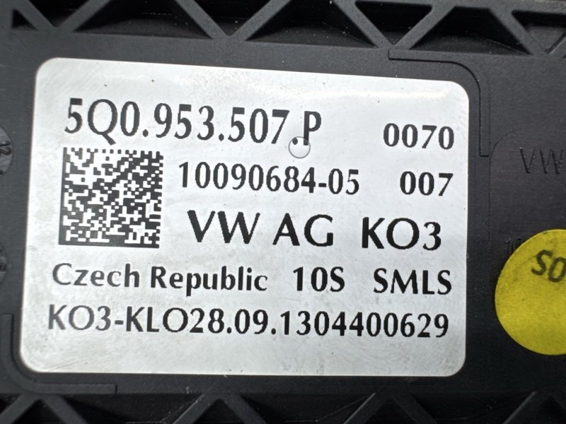Подрулевой переключатель (гитара) Skoda Octavia 2013 A7