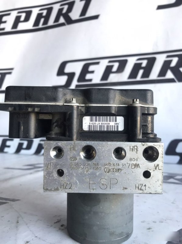 Блок ABS Audi A4 B8