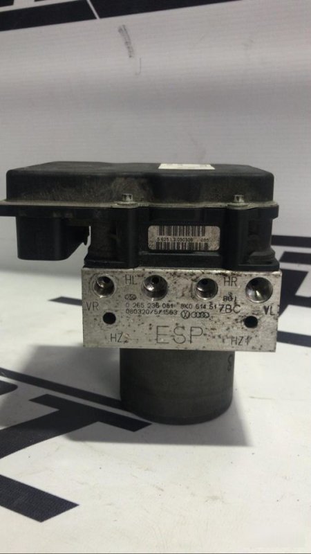Блок ABS Audi A4 B8