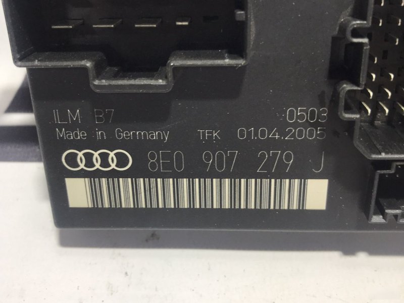 Блок бортовой сети Audi A4 B7