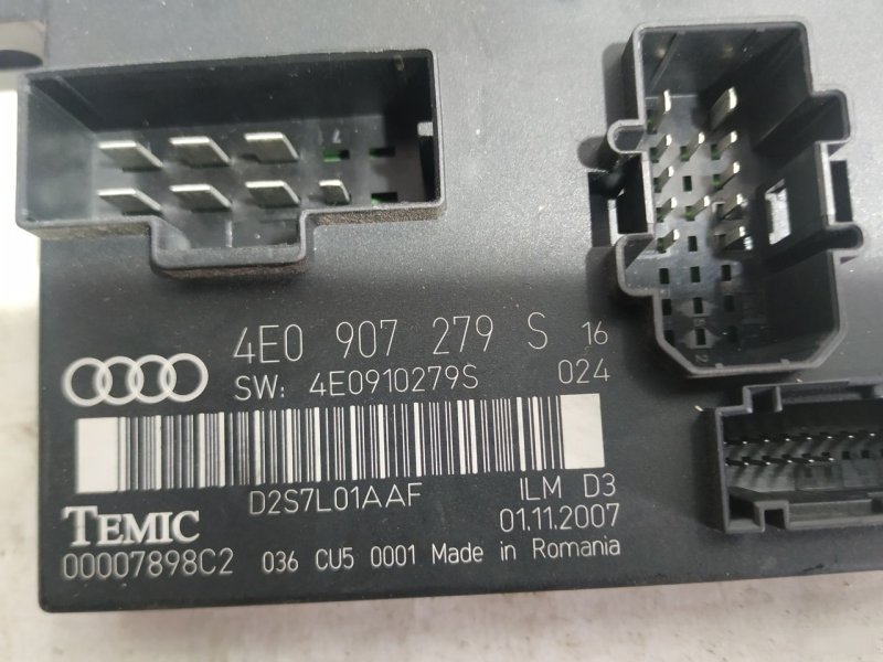 Блок бортовой сети Audi A8 2005—2007 D3