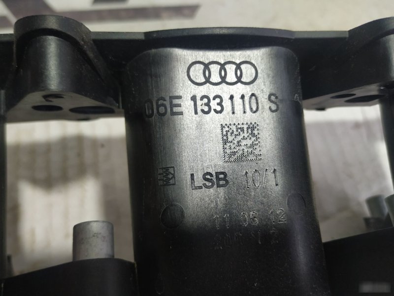 Впускной коллектор Audi A6 2011—2014 C7