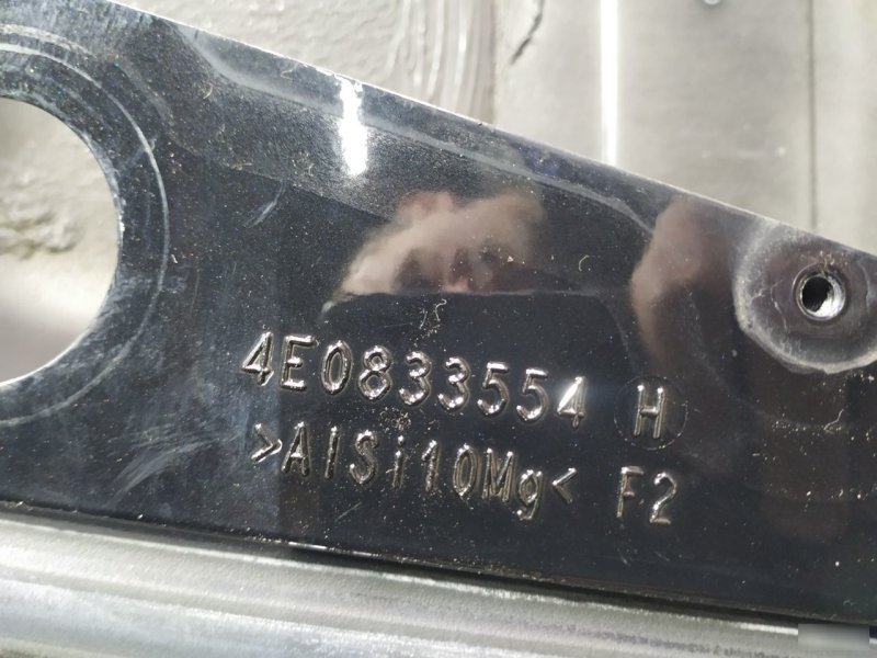 Дверь Audi A8 2005—2007 D3