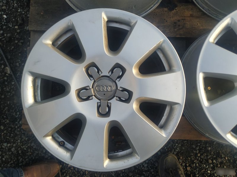 Диски колес Audi Q7 4L